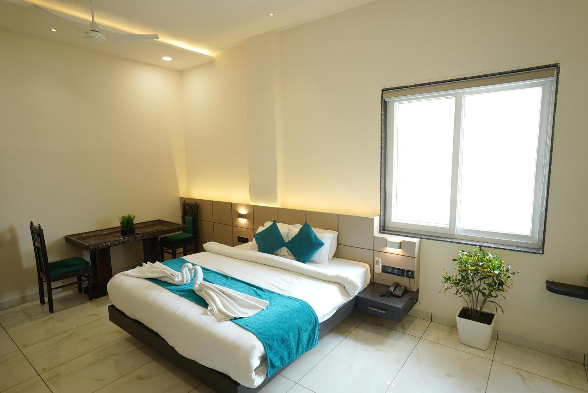 Palak Palace Hotels And Resort 博帕尔 外观 照片